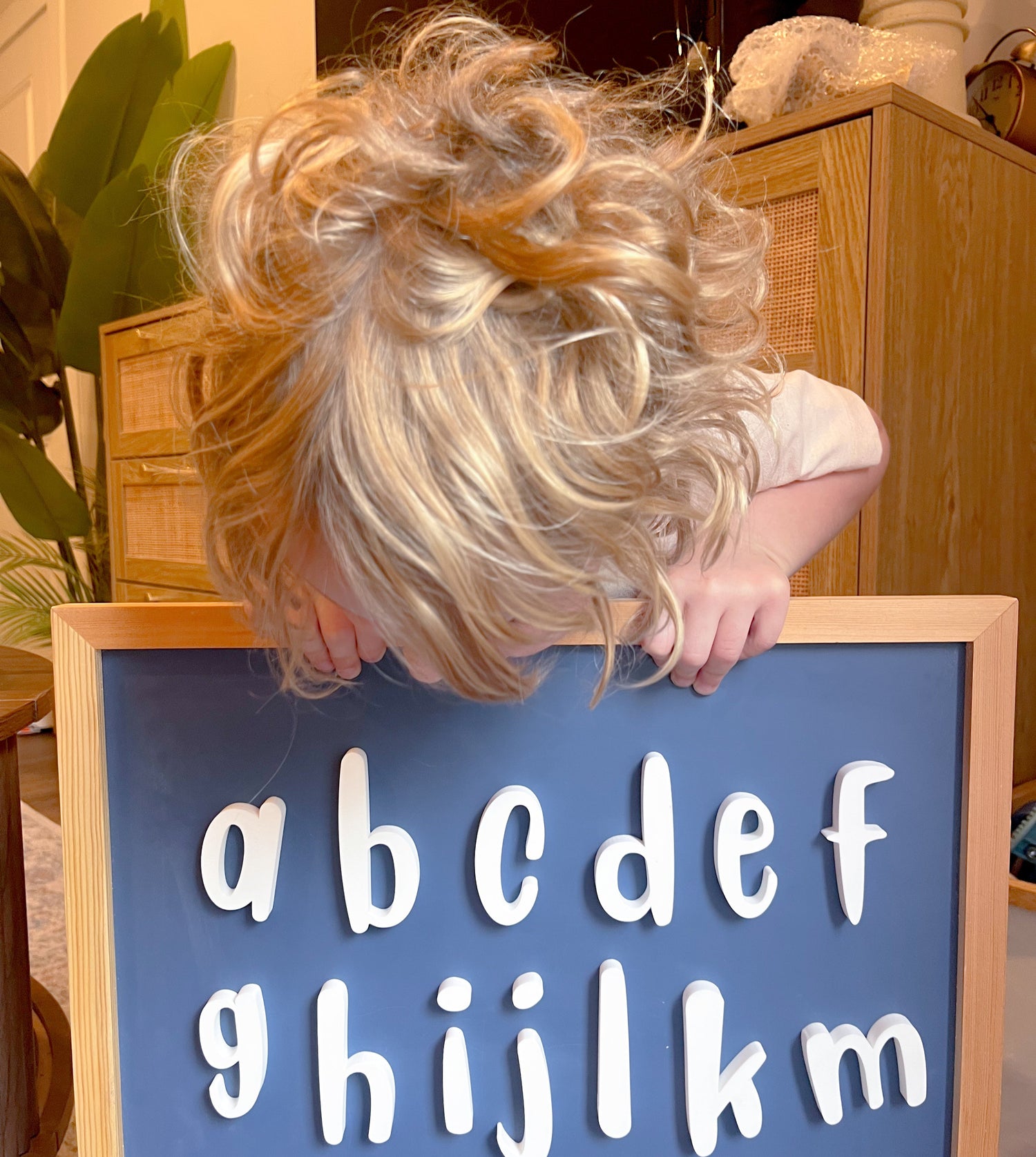 Large Magnetic Alphabet Sets